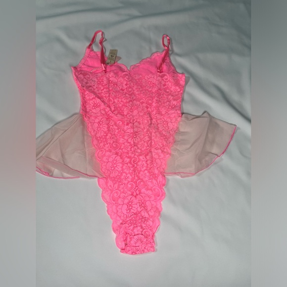 We Are Hah Rose Quartz/ pink Maid To Wear Lace Body Suit  Size S NWT - Picture 6 of 13